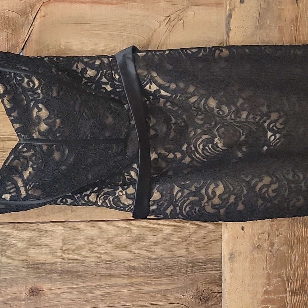 SIZE 8 Black lace strapless dress